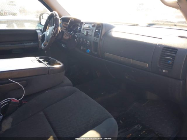 Chevrolet Silverado 2500 Lt1 Image 13