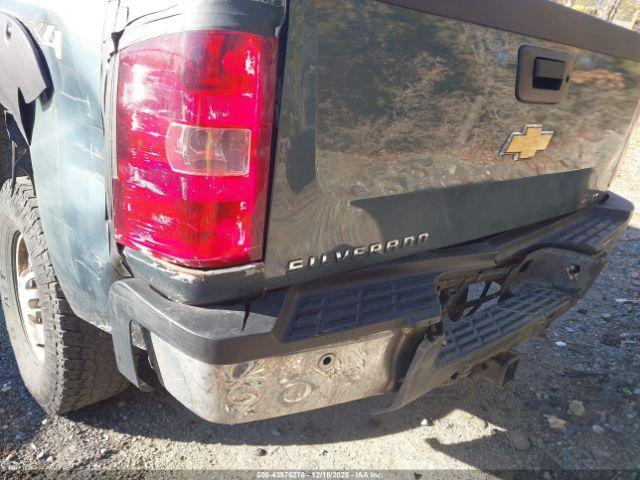 Chevrolet Silverado 2500 Lt1 Image 16