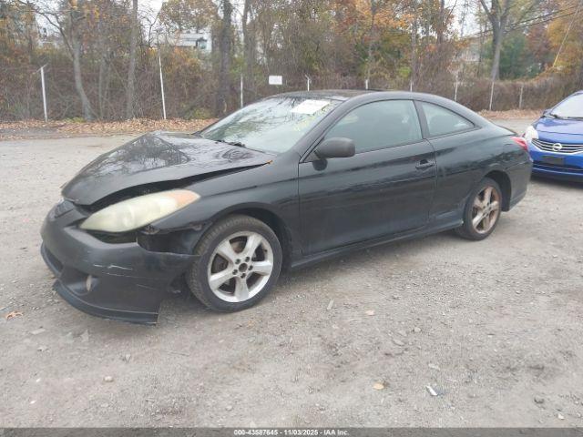 Toyota Camry Se Sport Image 12