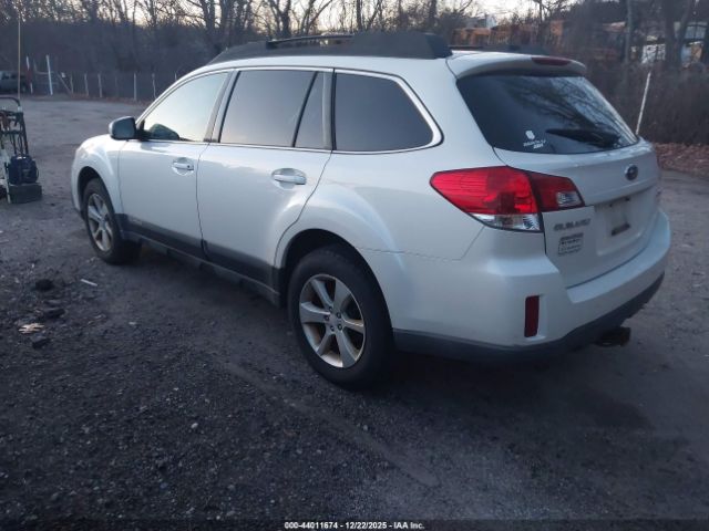 Subaru Outback 2.5i Premium Image 4