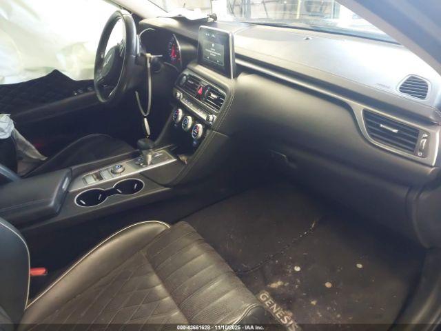 Genesis G70 2.0t Advanced Image 6