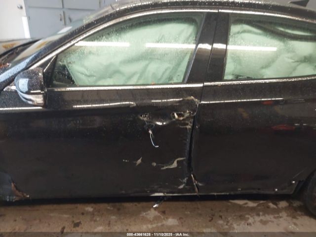 Genesis G70 2.0t Advanced Image 11