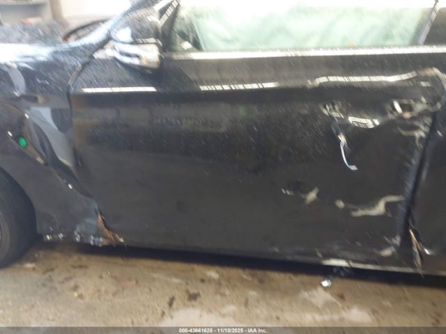 Genesis G70 2.0t Advanced Image 13