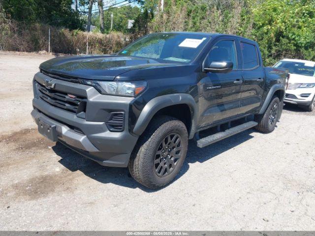 Chevrolet Colorado 4wd  Short Box Trail Boss Image 2