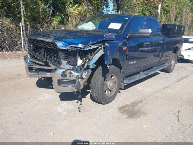 Ram 2500 Tradesman  4x4 8' Box Image 18