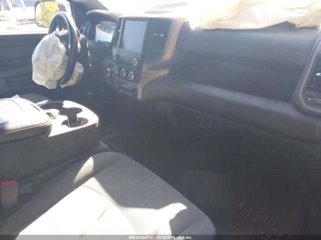 Ram 2500 Tradesman  4x4 8' Box Image 16