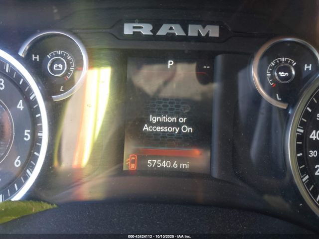 Ram 2500 Tradesman  4x4 8' Box Image 3