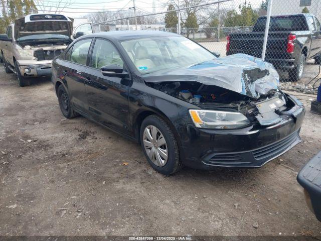  Salvage Volkswagen Jetta