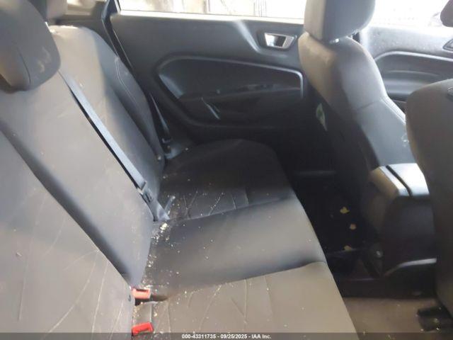 Ford Fiesta Se Image 12