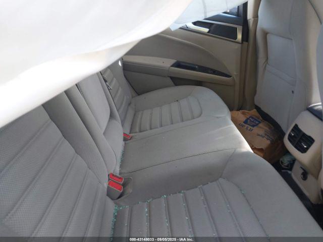 Ford Fusion Se Image 8