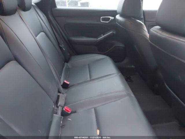 Acura Integra A-spec Image 5