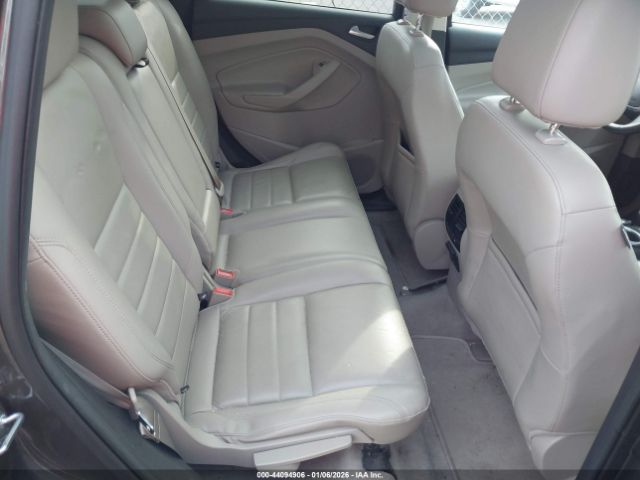 Ford Escape Titanium Image 6