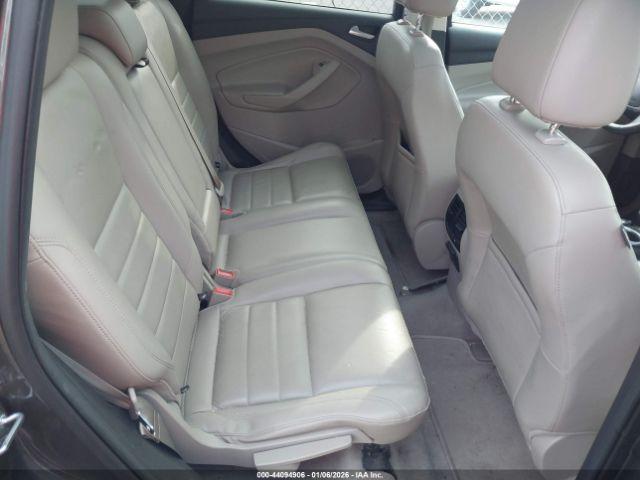 Ford Escape Titanium Image 6