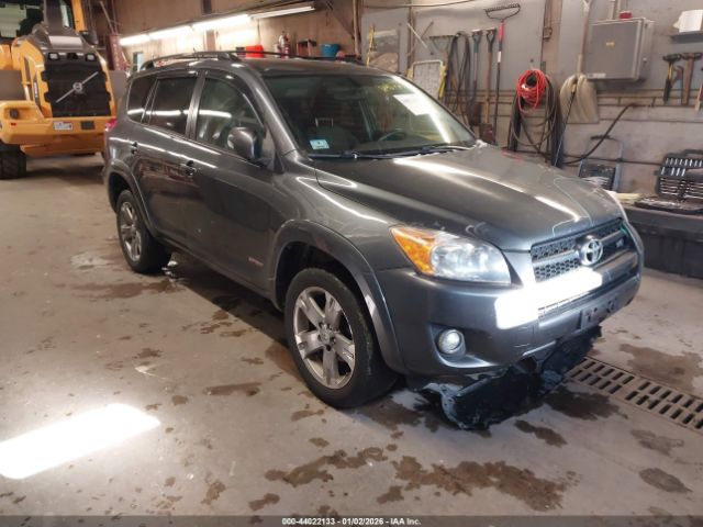 Toyota RAV4 Sport V6 Image 1
