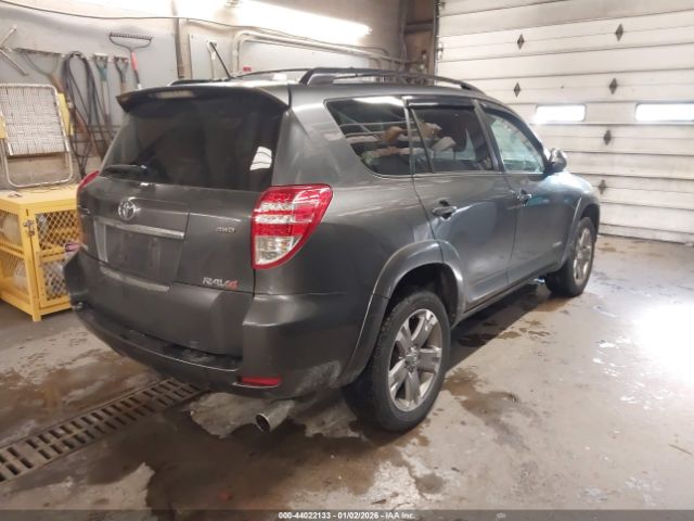 Toyota RAV4 Sport V6 Image 8