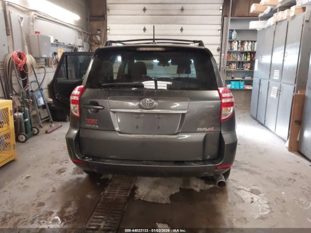 Toyota RAV4 Sport V6 Image 14