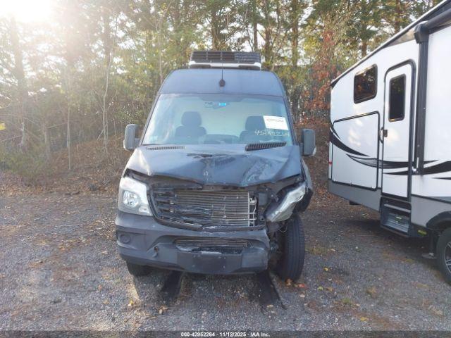 Freightliner Sprinter 3500 Standard Roof V6 Image 7