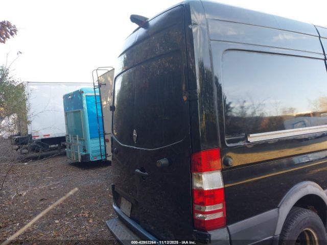 Freightliner Sprinter 3500 Standard Roof V6 Image 2