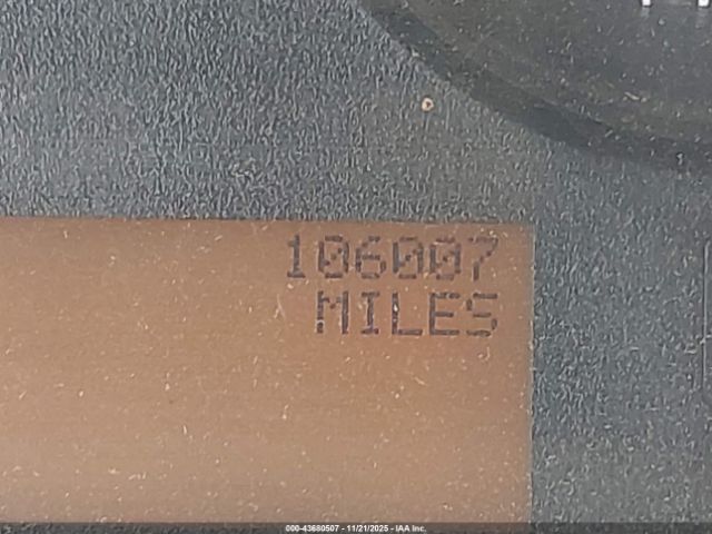 International 7000 7500 Image 5