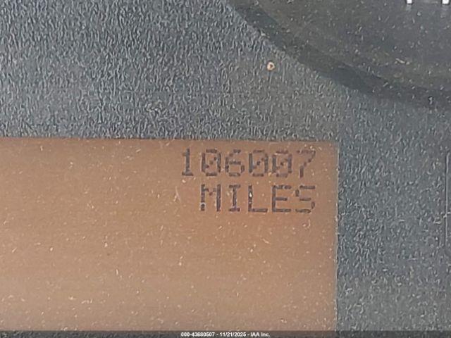 International 7000 7500 Image 5