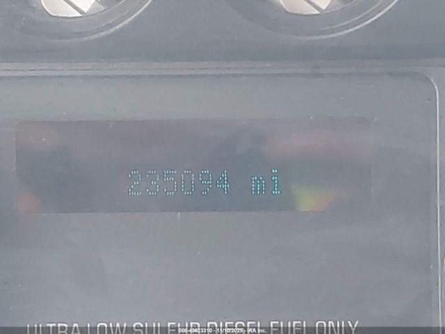 Ford F-550 Xl Image 2