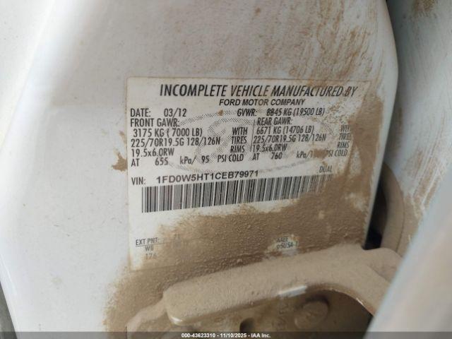 Ford F-550 Xl Image 9